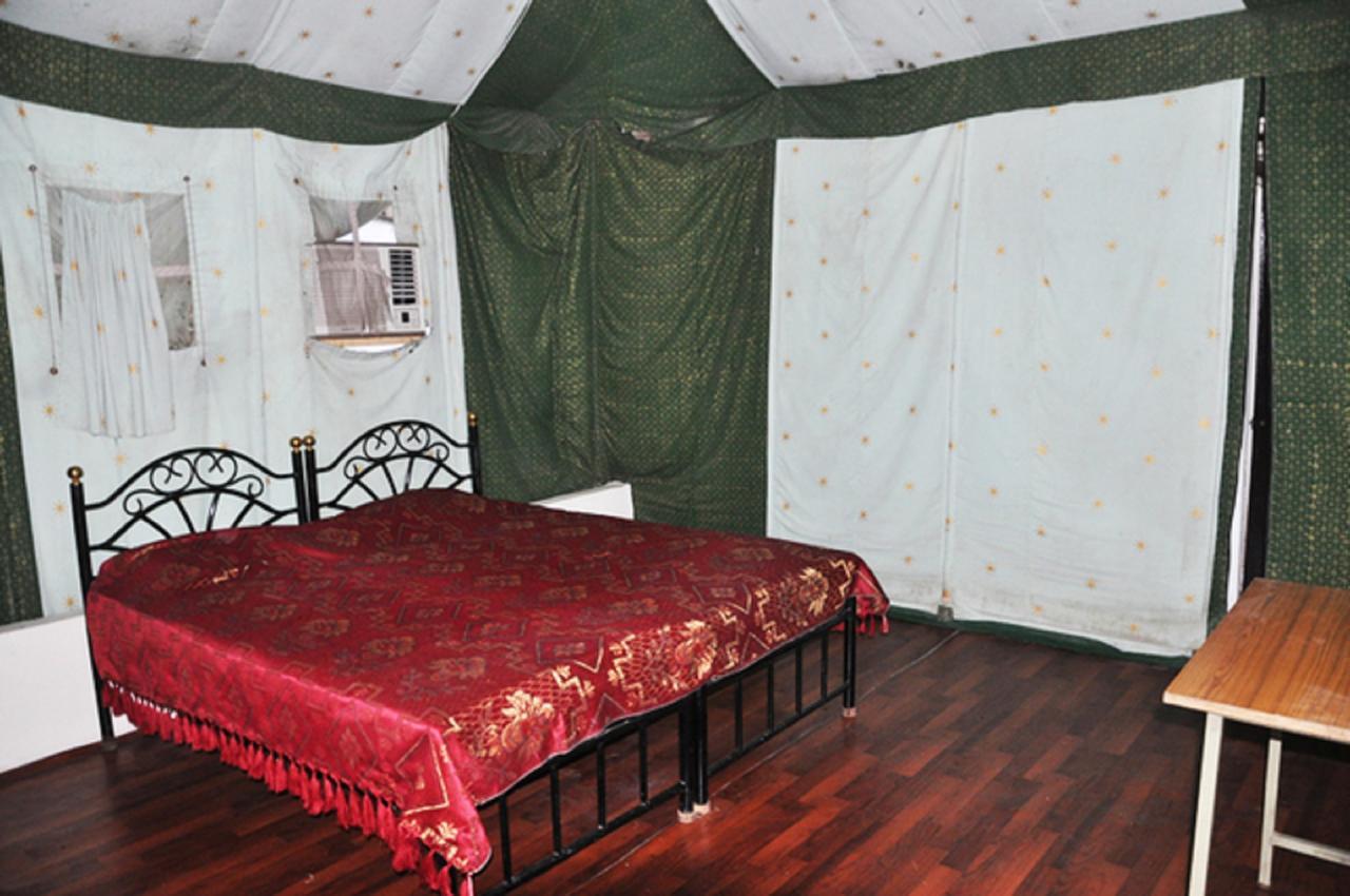 Hotel Padmini Chittorgarh Esterno foto