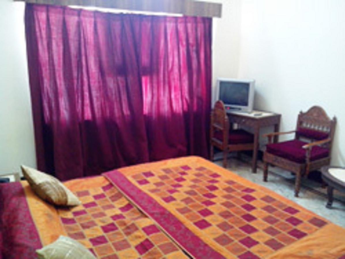 Hotel Padmini Chittorgarh Esterno foto